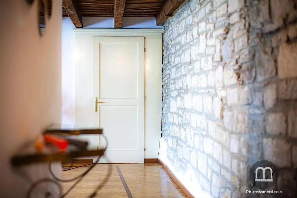 Flora Inn, Namaste - Vista Colli Bergamo 0*,